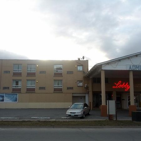 Admiral Inn By The Falls Niagara-Fälle Exterior foto
