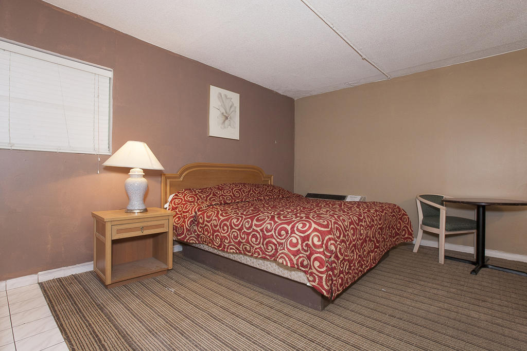 Admiral Inn By The Falls Niagara-Fälle Zimmer foto